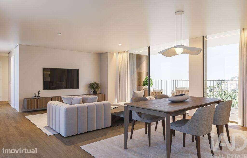 Apartamento T1 em Câmara de Lobos de 91,00 m2 - Grande imagem: 4/14