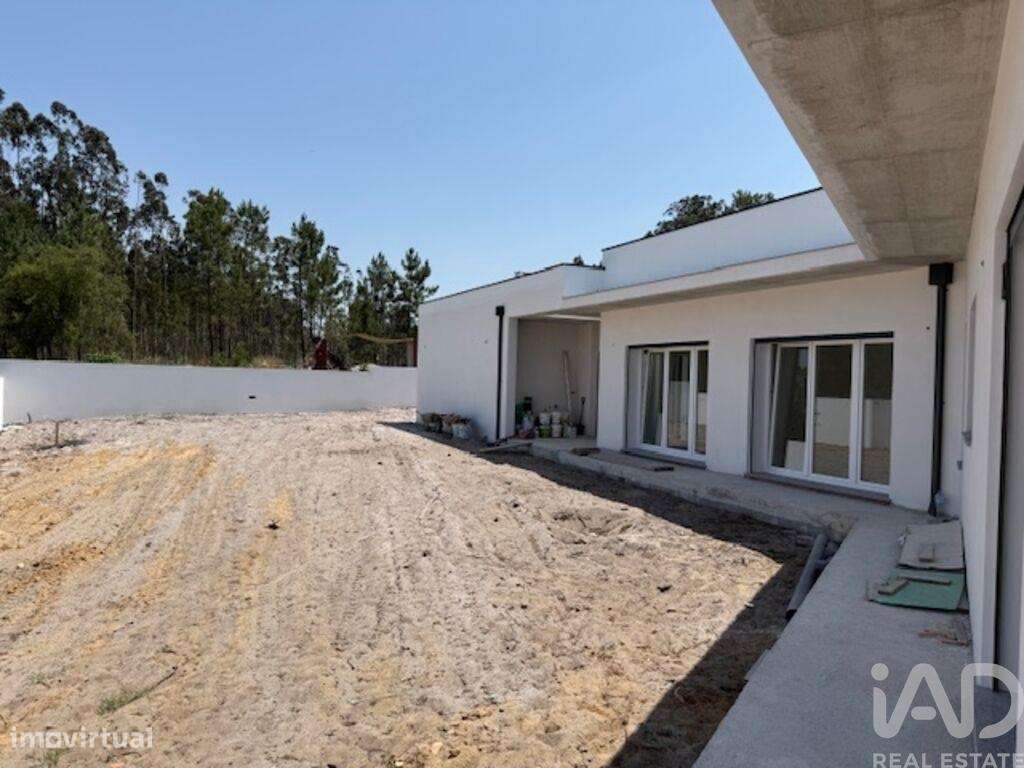 Casa / Villa T4 em Amor de 281,00 m2 - Grande imagem: 3/27