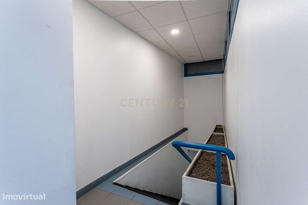 Espaço comercial versátil junto ao Saldanha / Arco do Cego, Lisboa-20