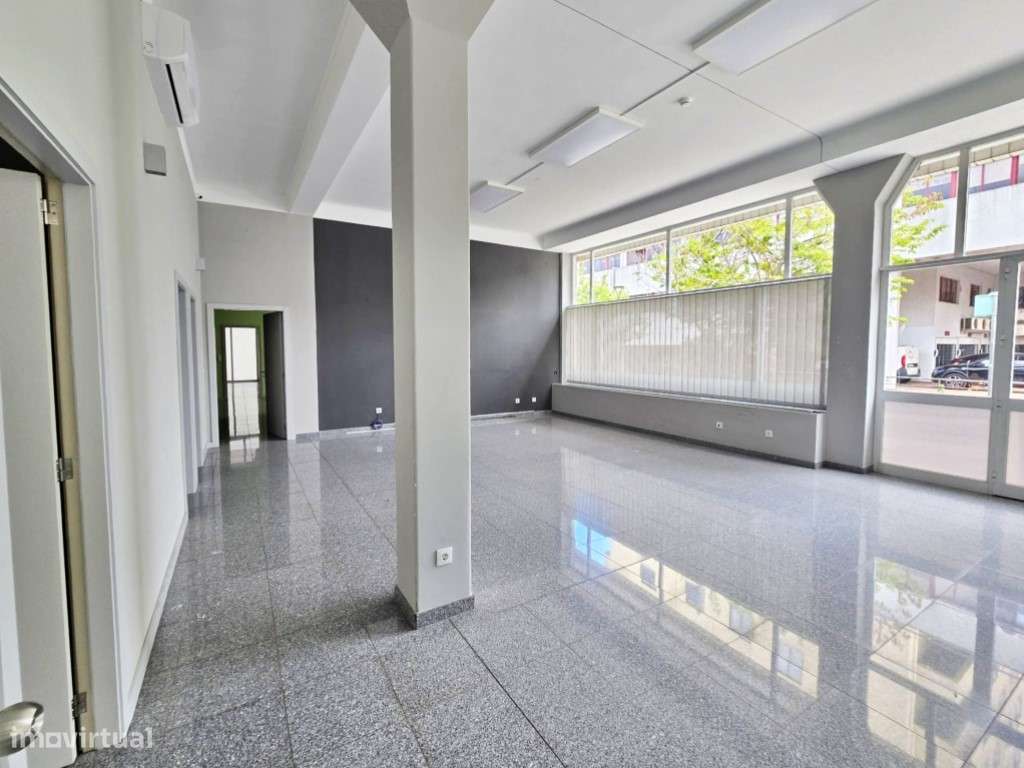 Loja no centro do Porto - Grande imagem: 5/18