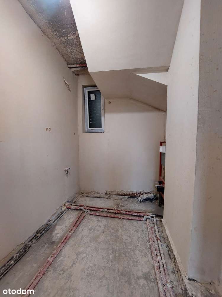 Przestronny dom wolnostojący w ładnej okolicy, s.deweloperski - Pełny obrazek: 5/10