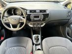 Kia Rio 1.2 L - 4