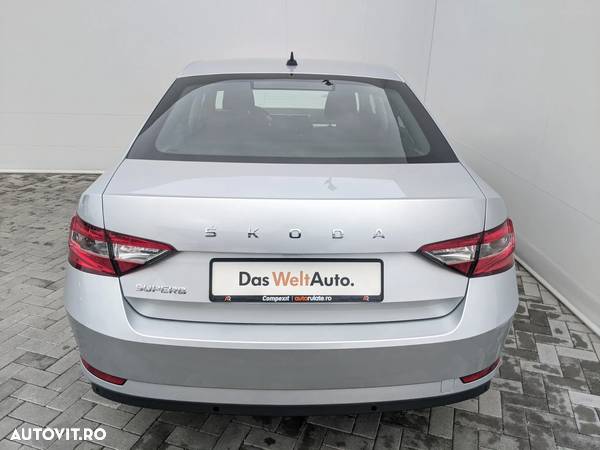 Skoda Superb 1.5 TSI DSG Ambition - 4