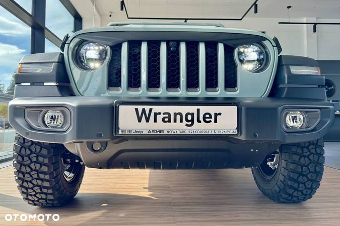 Jeep Wrangler - 6