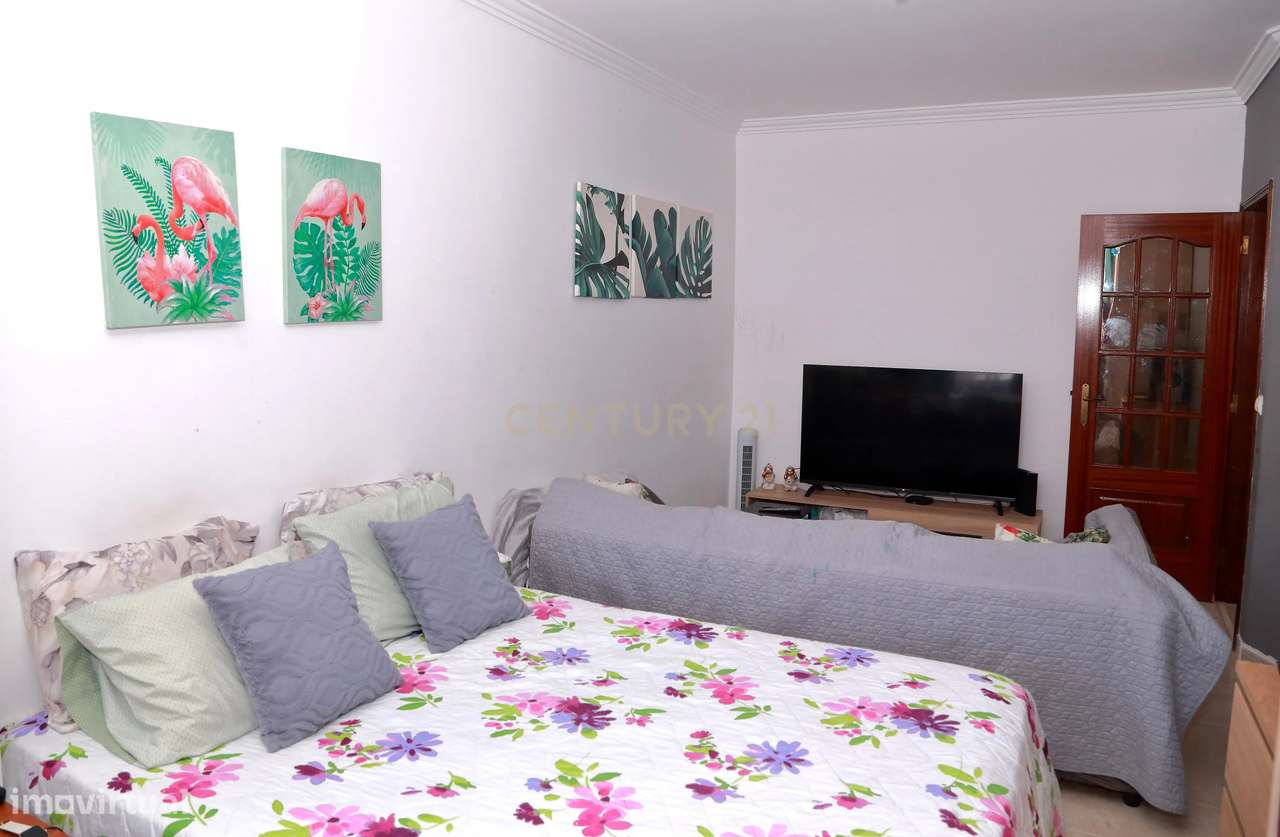 Apartamento T2, 1º andar na Qta. Courela, Paio Pires - Seixal-9