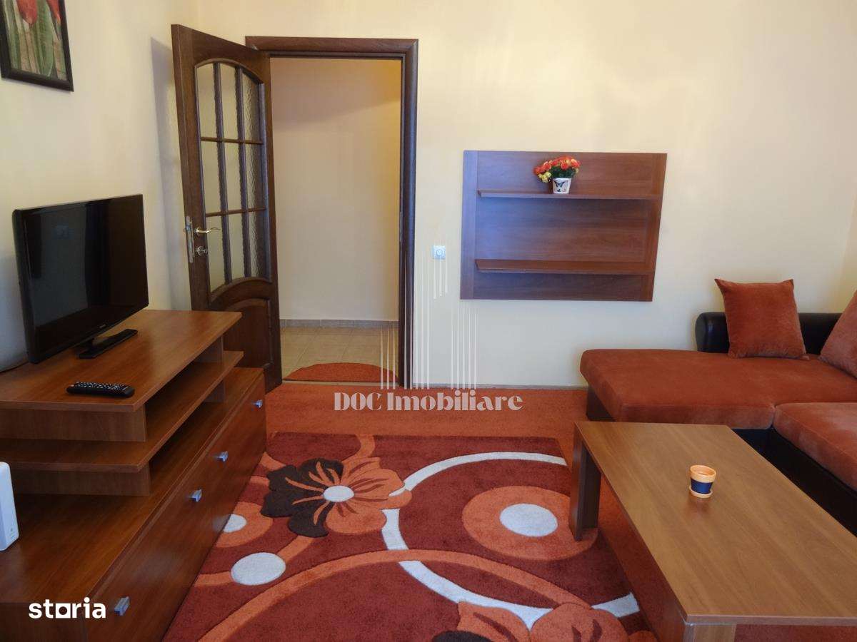 Inchiriere apartament 2 camere Piata Romana | 2 balcoane | central | - Imagine principală: 4/17
