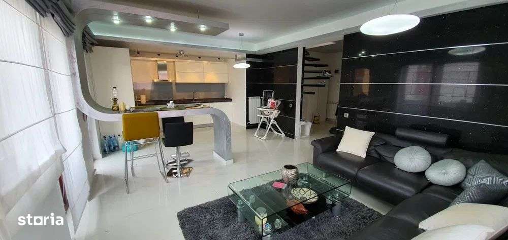 Penthouse cu 3 camere,80mp,2 parcari, Zona Zorilor - Imagine principală: 2/8