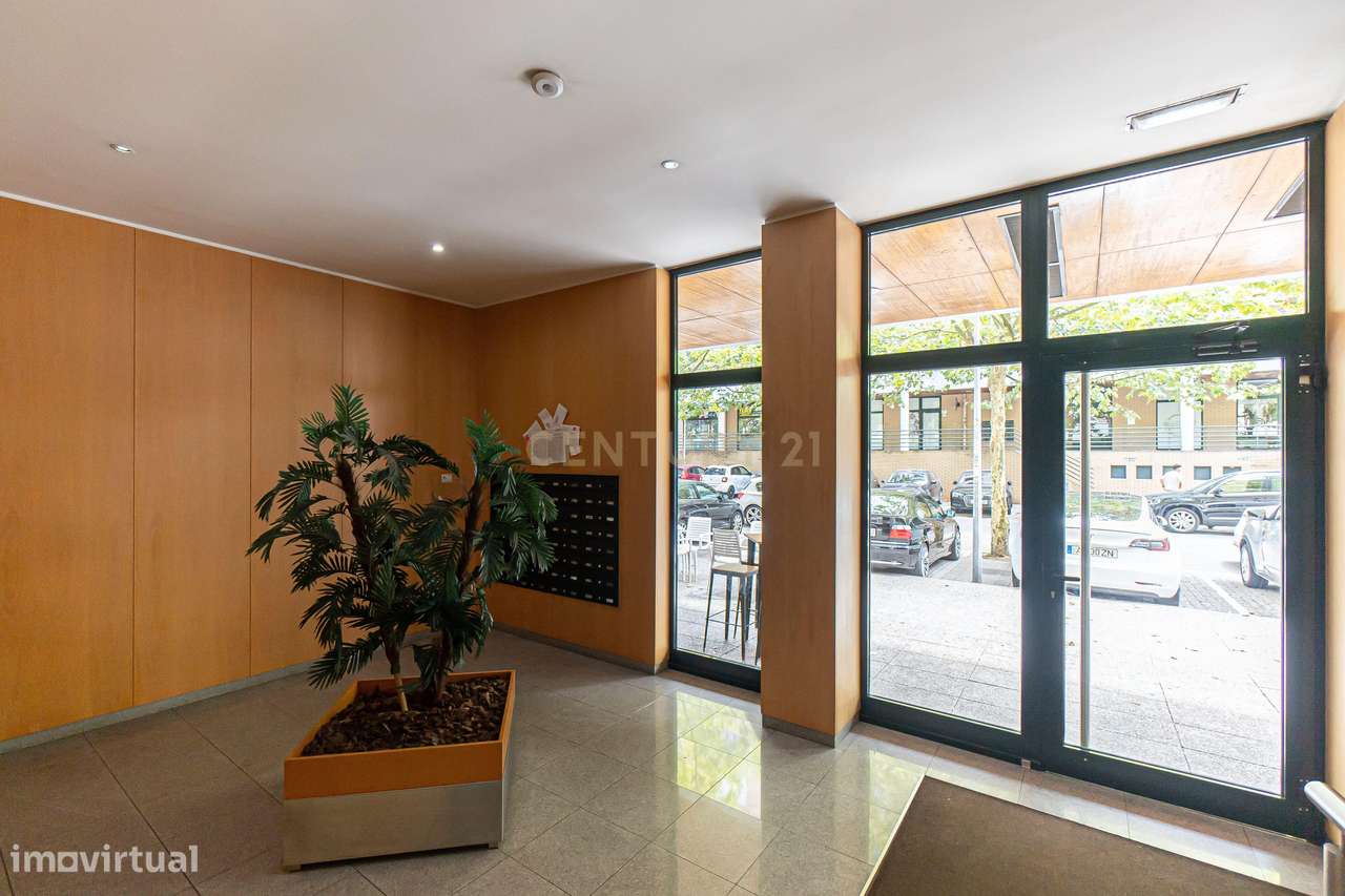 T3 Duplex junto ao Hospital de São João-12