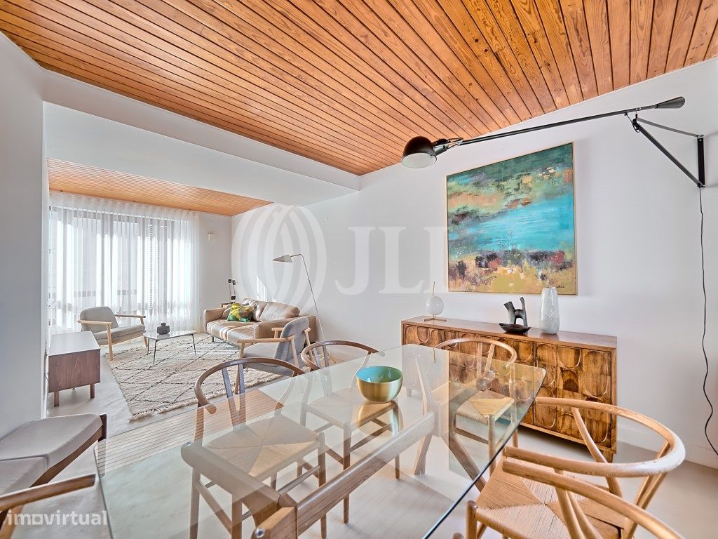 Apartamento T2 remodelado no Monte do Estoril, Cascais - Grande imagem: 1/10