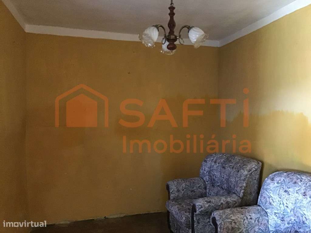 MORADIA T3 ISOLADA COM TERRENO-12