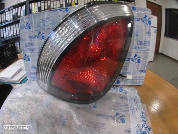 Farol Tras Stop2944 KIA RIO II FASE 1 2006 1.5CRDI 110CV 5P CINZA DRT ORIGINAL - 2