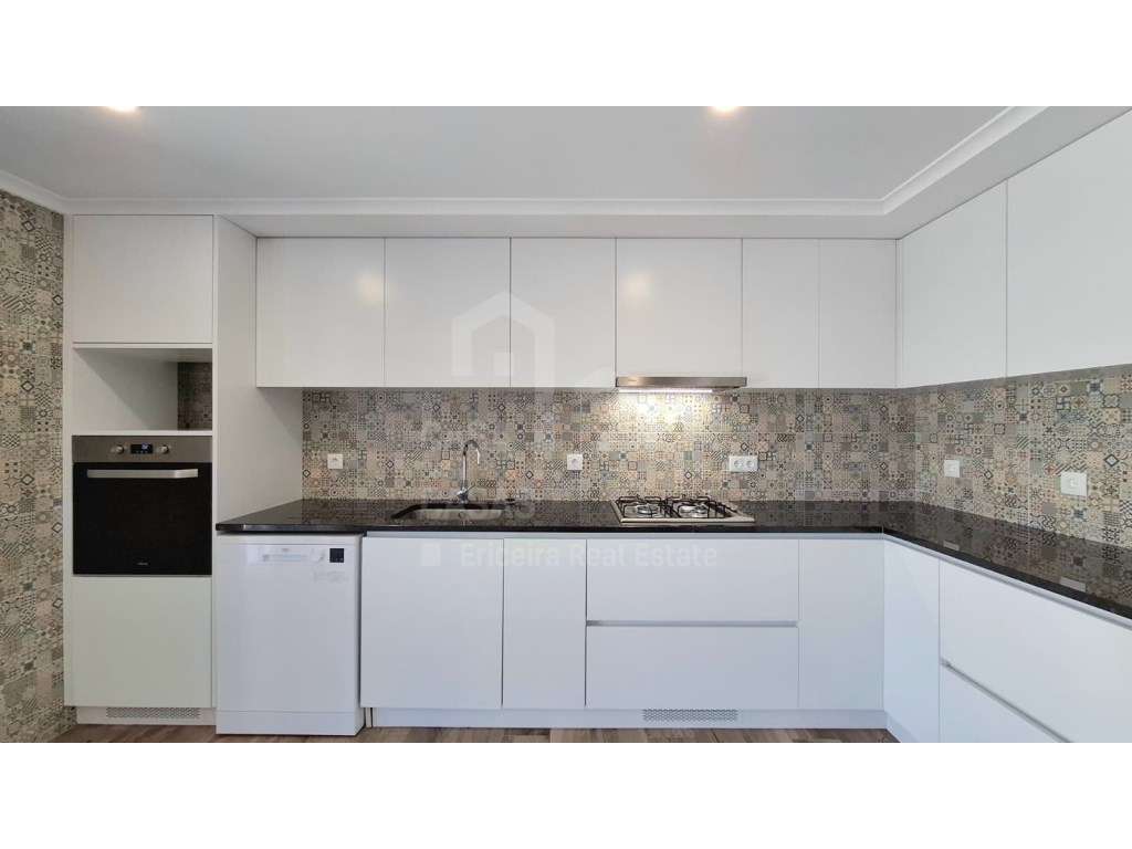 Arrenda Moradia T3 - Ericeira 10 km, A Casa das Casas - Grande imagem: 5/36