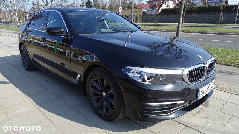 BMW Seria 5 520d xDrive - 11