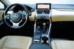 Lexus Seria NX - 7