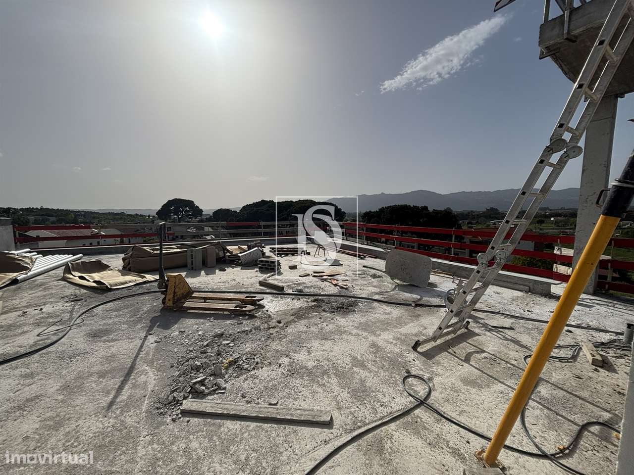 Apartamento T3 na cobertura do Edifício CONCORDE Tondela - Grande imagem: 5/21