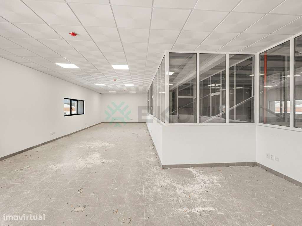 Armazém em rentabilidade à venda , Quinta de Matos - Grande imagem: 5/16