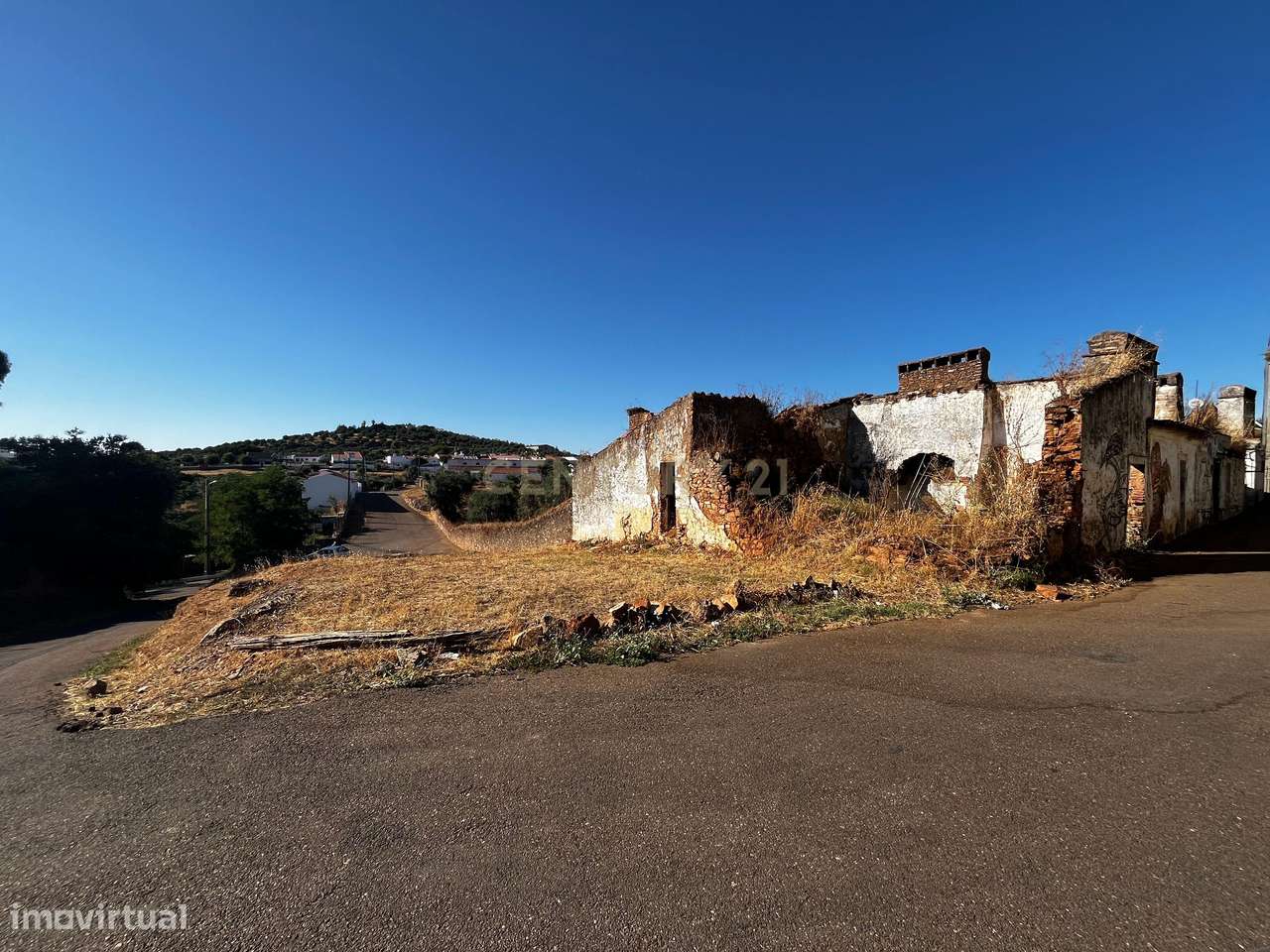 Casa térrea para recuperação total em Vila Boím - Elvas ideal para inv - Grande imagem: 4/12