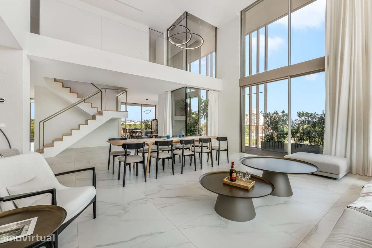 Duplex T4 com piscina, Gandarinha, Cascais - Grande imagem: 2/40