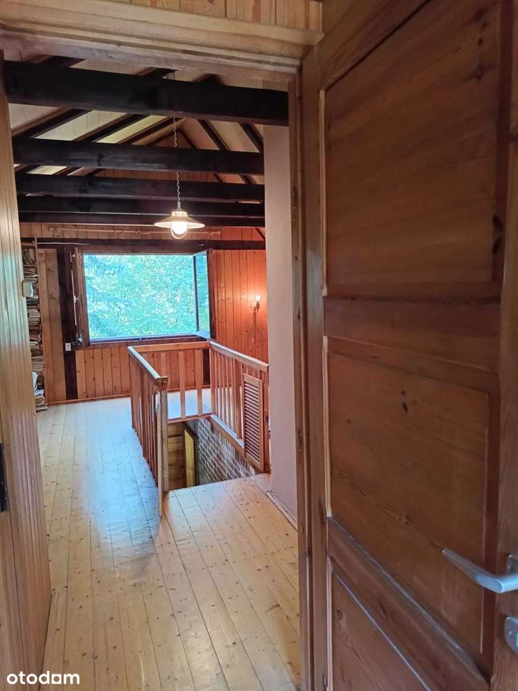 dom drewniany , z bali na działce 1423m-13