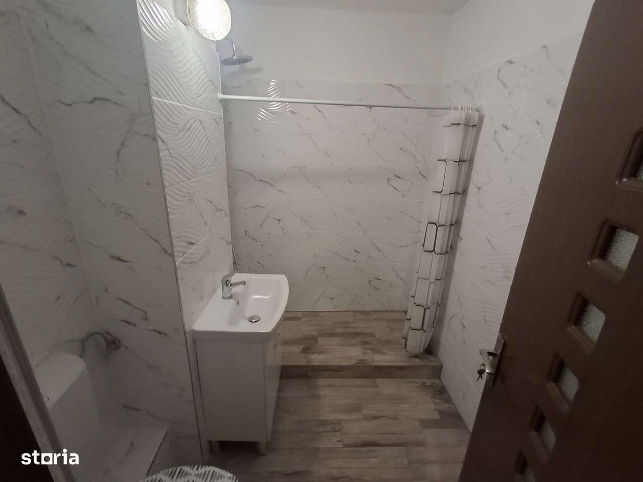 Apartament cu 4 camere de vanzare Nufarul - Imagine principală: 5/12