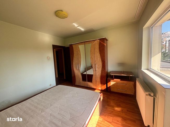 Vanzare -Apartament  3 camere, comision 0 la cumparator, garaj sub blo-4