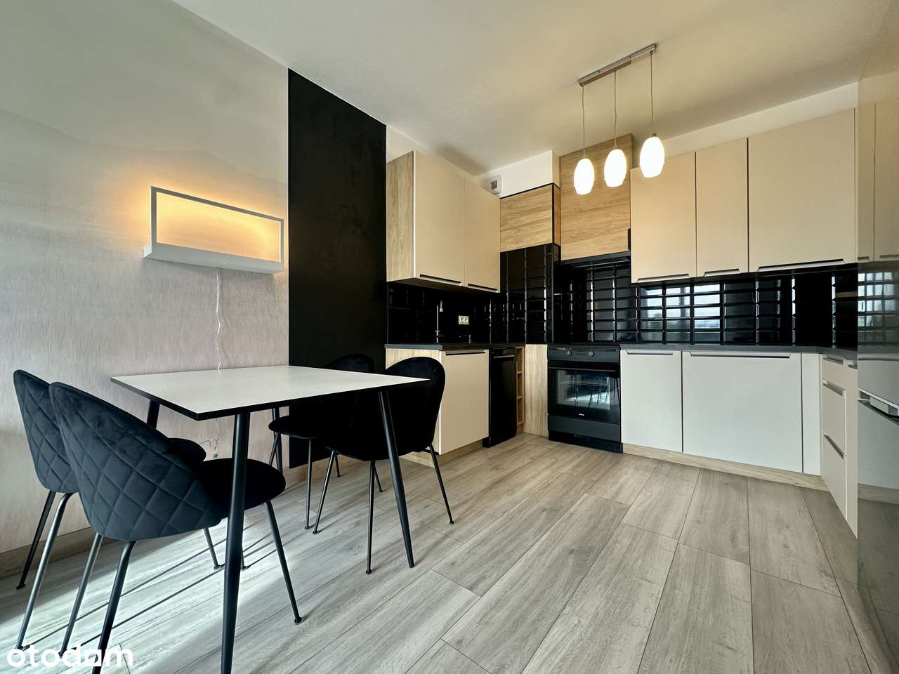 Apartament z miejscem parkingowy oraz pomieszczeniem gospodarczym-1