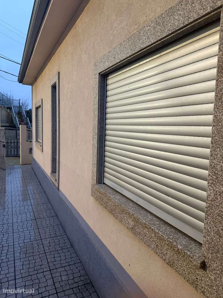 Moradia T2+1 | Garagem | Jardim | Fânzeres | Gondomar-30
