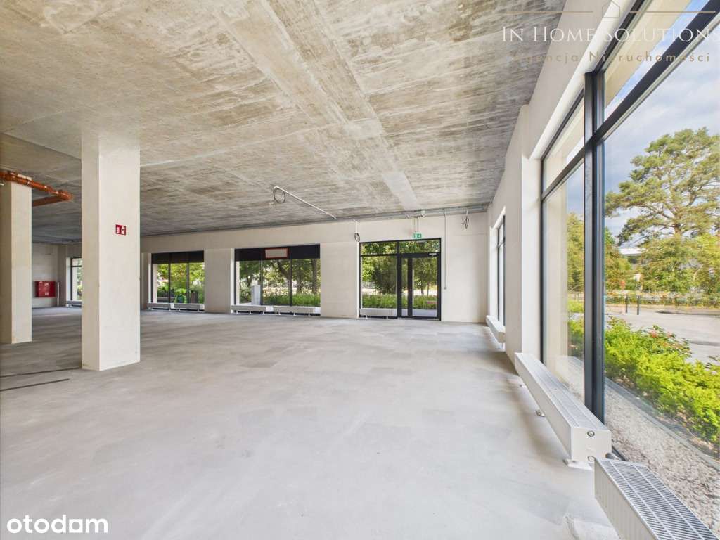 Narożny Lokal Usługowy 341 m² | parter, witryny – pohled 2