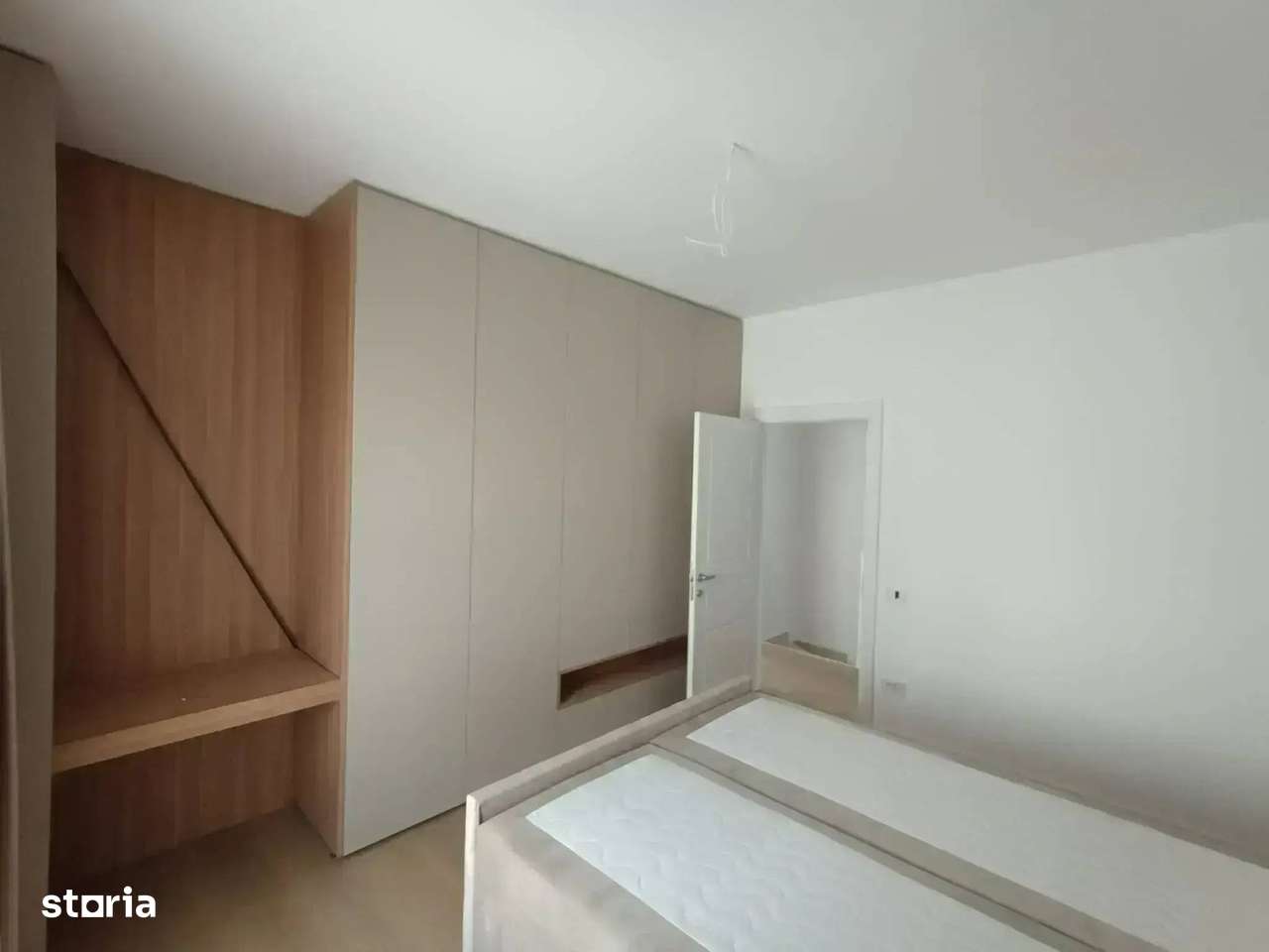 Spatiu, liniste si o curte numai a ta! Duplex elegant-18