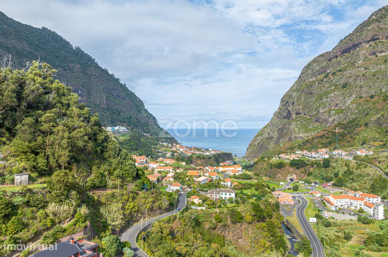 TERRENO 1.023M2 COM PROJETO PARA CONSTRUÇÃO DE MORADIA TÉRREA - Grande imagem: 2/13