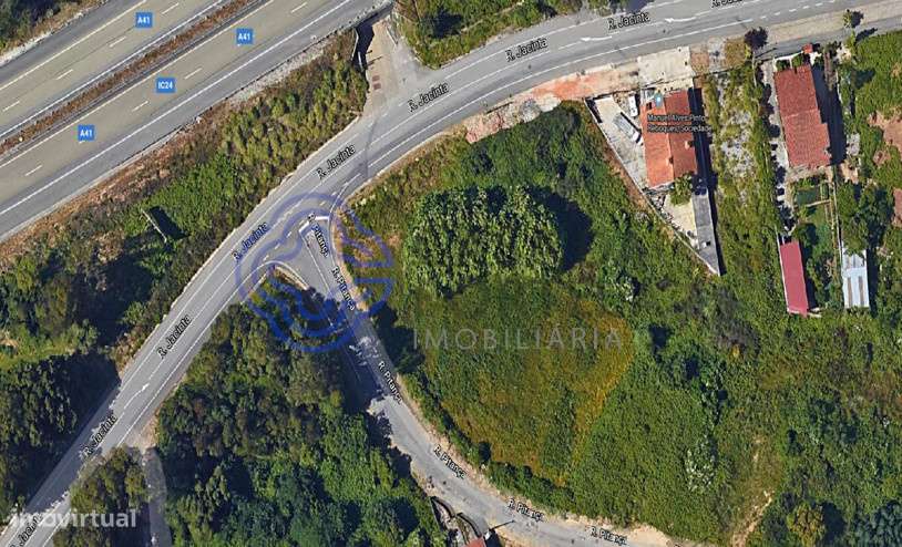Terreno para construção de moradias/apartamentos em Barreiro junto à A - Grande imagem: 2/3