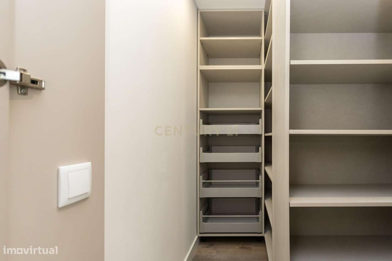 T3 de Luxo | 2.º Andar Direito | Varanda em L | Quinta do Desembargado-49