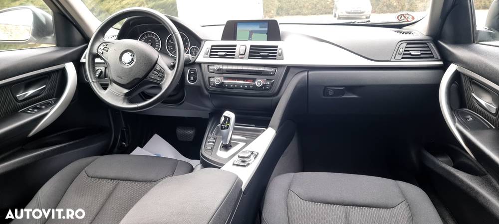 BMW Seria 3 320d DPF Touring Aut. Edition Exclusive - 13