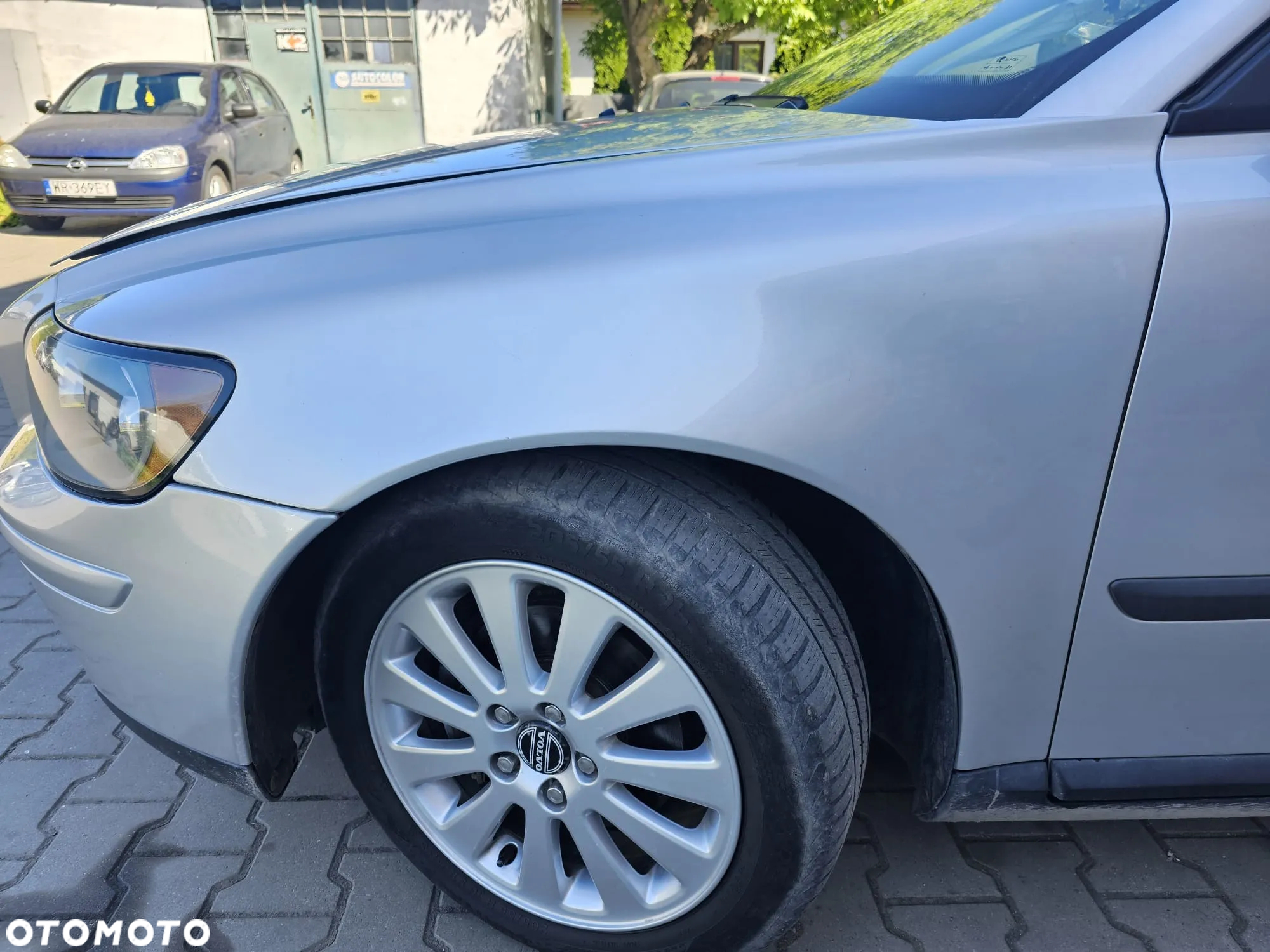 Volvo S40 V50 błotnik przód przedni prawy 426-26 - 3