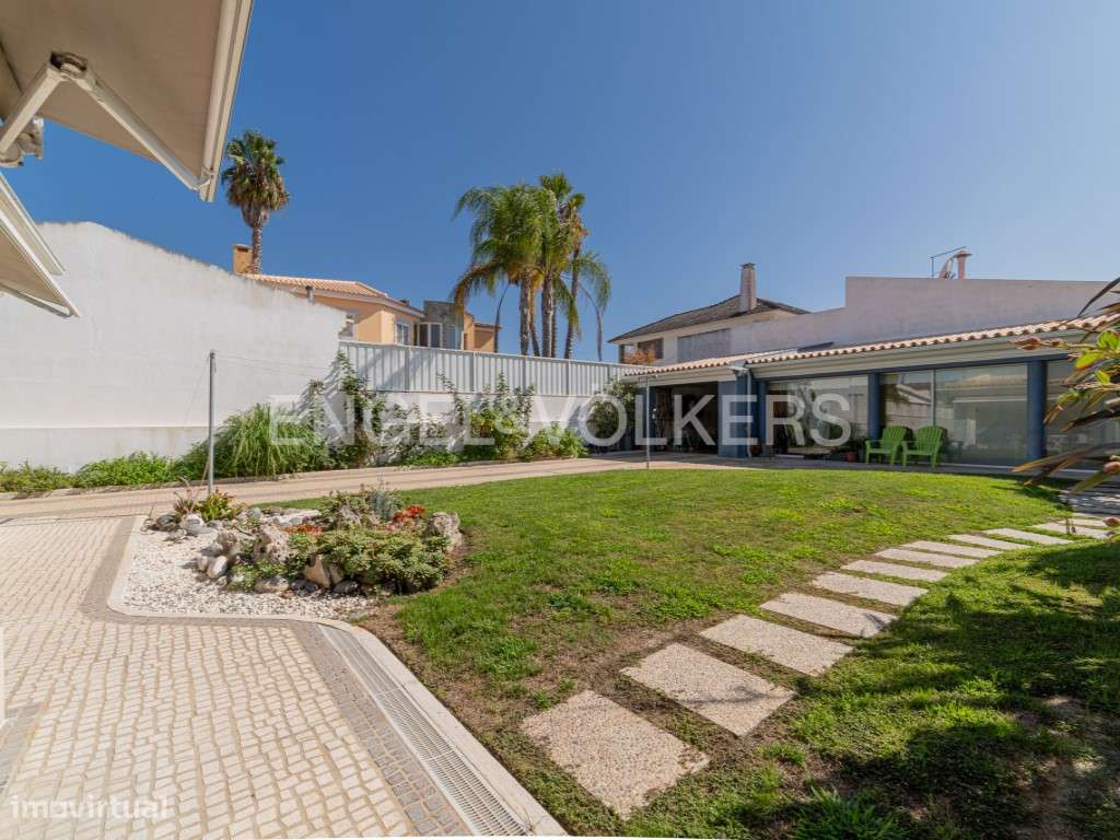 Moradia T5 exclusiva na Marisol - Grande imagem: 4/35