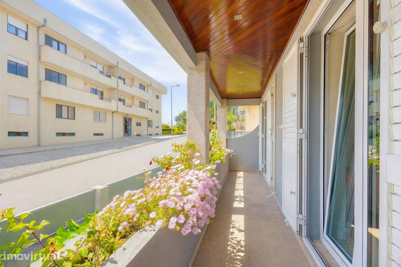 Moradia Exclusiva T5 com Jardim em Leça do Balio-53