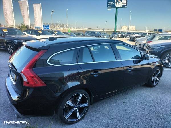 Volvo V60 2.0 D2 R-Design - 5