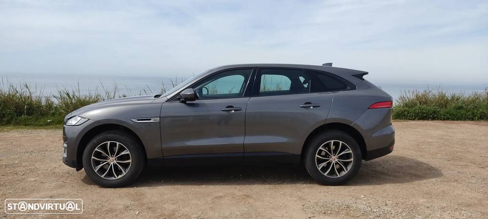 Jaguar F-Pace 2.0 i4D Pure - 3