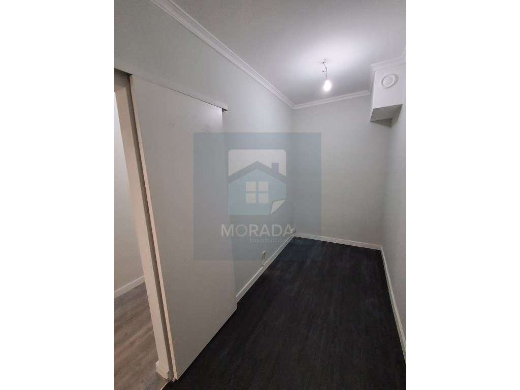 APARTAMENTO T1+1 || JUNTO AO METRO || MATOSINHOS-21