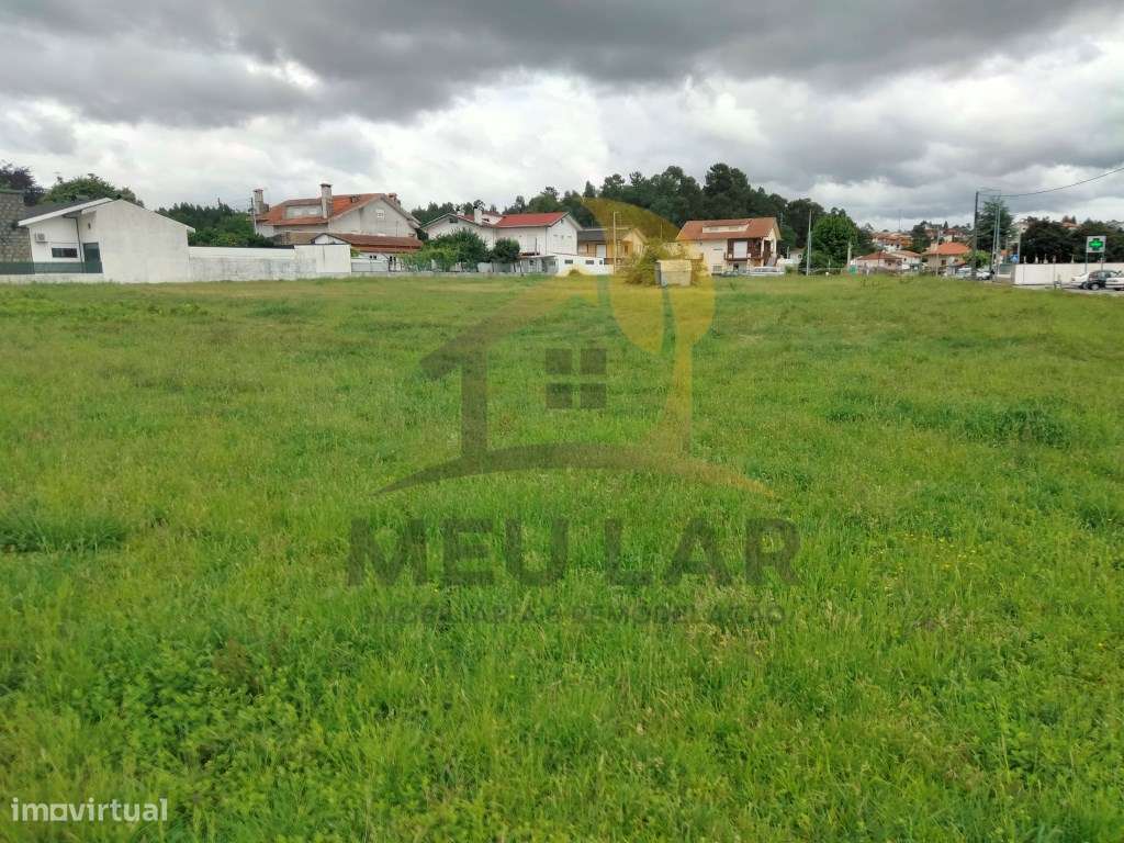 TERRENO COM PROJECTO-1