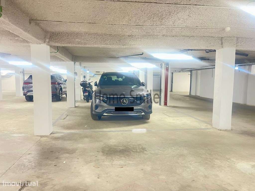 T1+1 . JARDIM PRIVADO. PISCINA . VISTA MAR-32