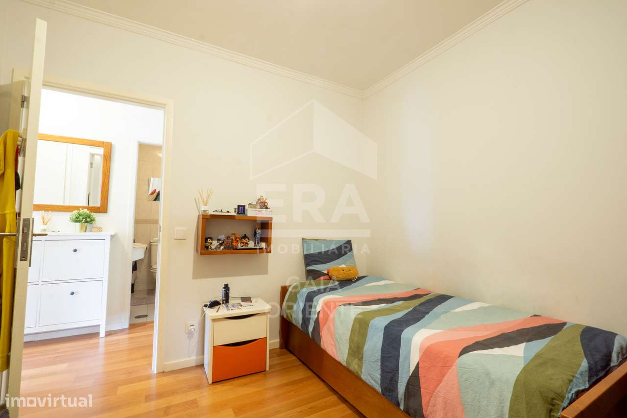 Apartamento T2+1 com Garagem e Garantia ERA-36