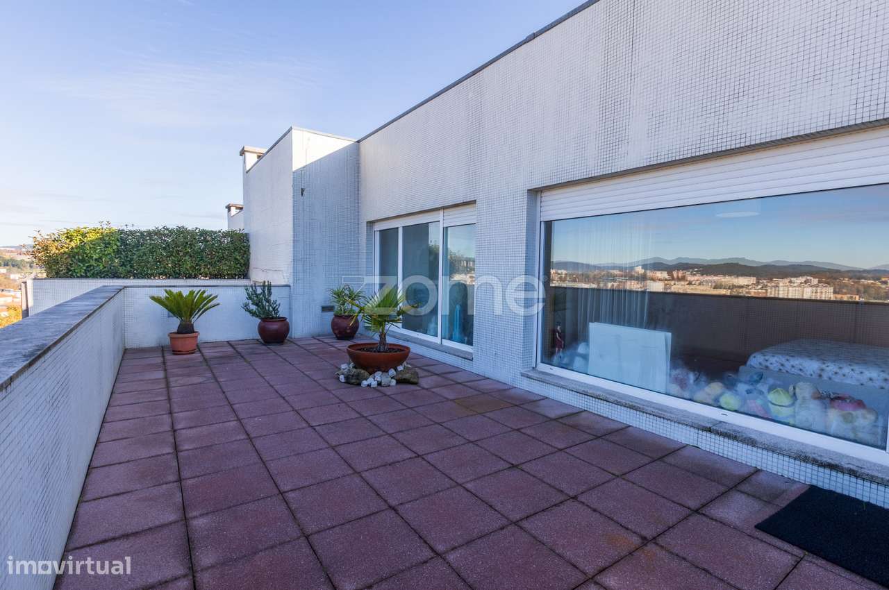 T4 Duplex Exclusivo no Condomínio Vila-Flor – Urgezes, Guimarães-30