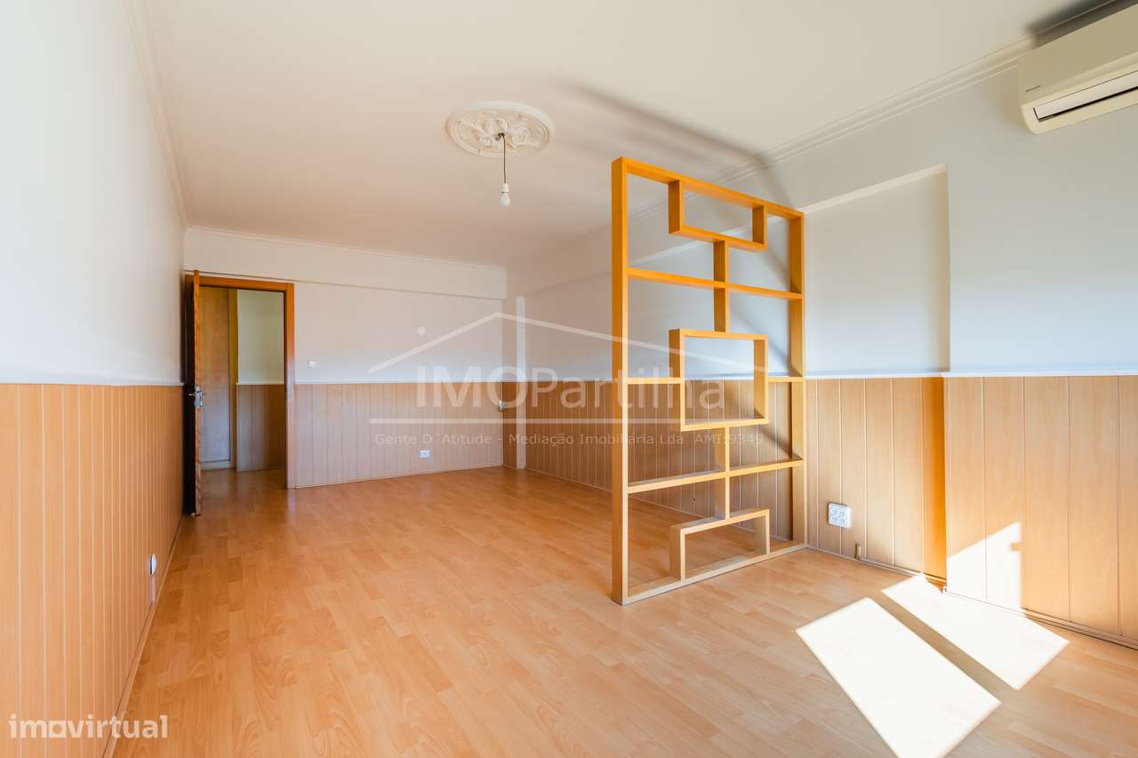 Apartamento T2 na Agualva - Cacém-2