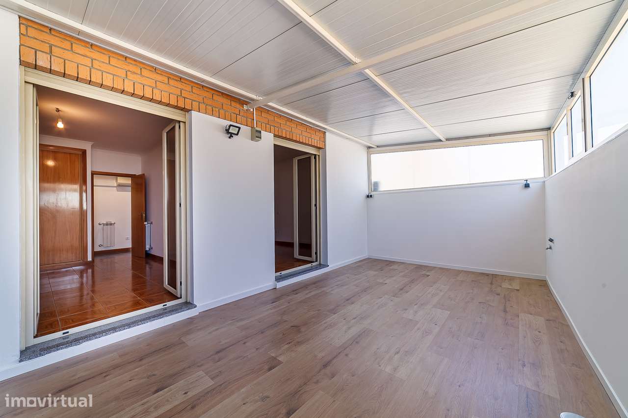 T2 de 140 m² no centro de Fiães, com garagem fechada e terraço-23