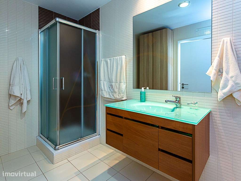Apartamento T3 em Olhão com vistas incríveis e piscina comum-36