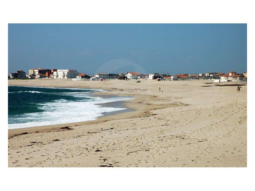 T2 em 2ª Linha de Mar em Aver-O-Mar na Póvoa de Varzim-29