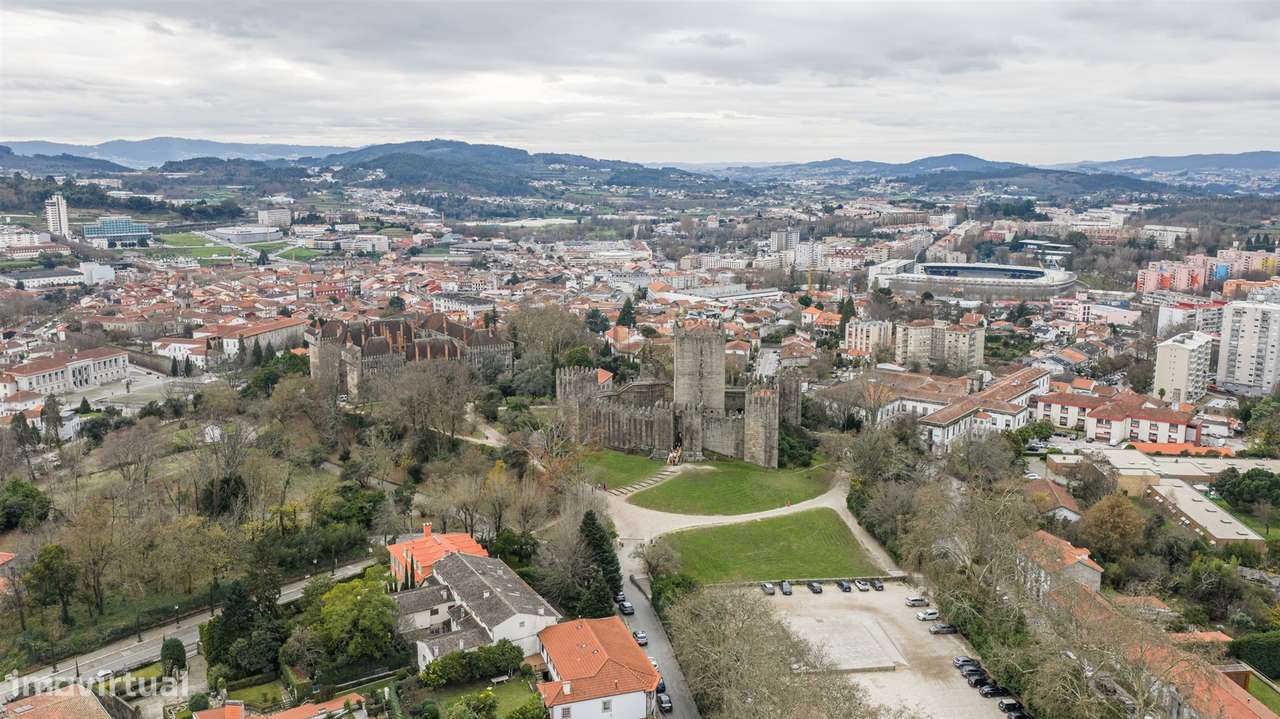 Moradia T4 Venda em Oliveira, São Paio e São Sebastião,Guimarães - Grande imagem: 4/52