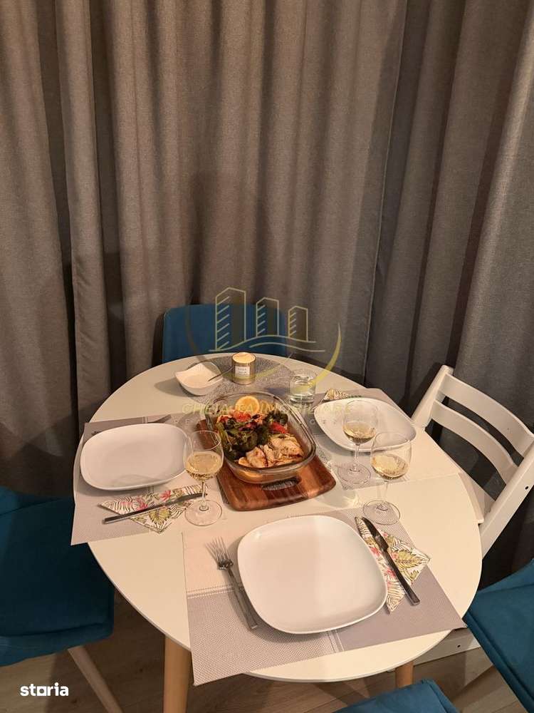 Apartament cu 3 camere, etaj intermediar, garaj, premium - Imagine principală: 3/11