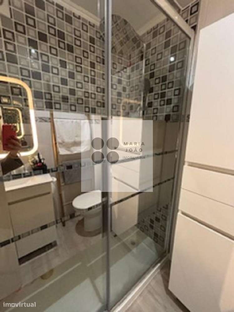 Apartamento Excelente T3, Completamente Remodelado!-8